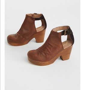 Free People Amber Orchard Clog